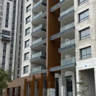 בניין מגורים פפושדו נתניה בניין מגורים פפושדו נתניה